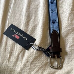 NWT Vineyard Vines Boy’s Lacrosse Ticks Blue and Brown Leather Belt